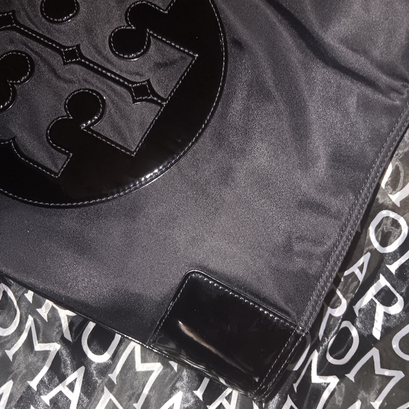Tory Burch tote - Picture 5 of 9